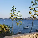 Tri Masline With Seaview Апартаменты