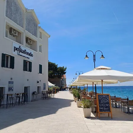 Tri Masline With Seaview Апартаменты Трогир